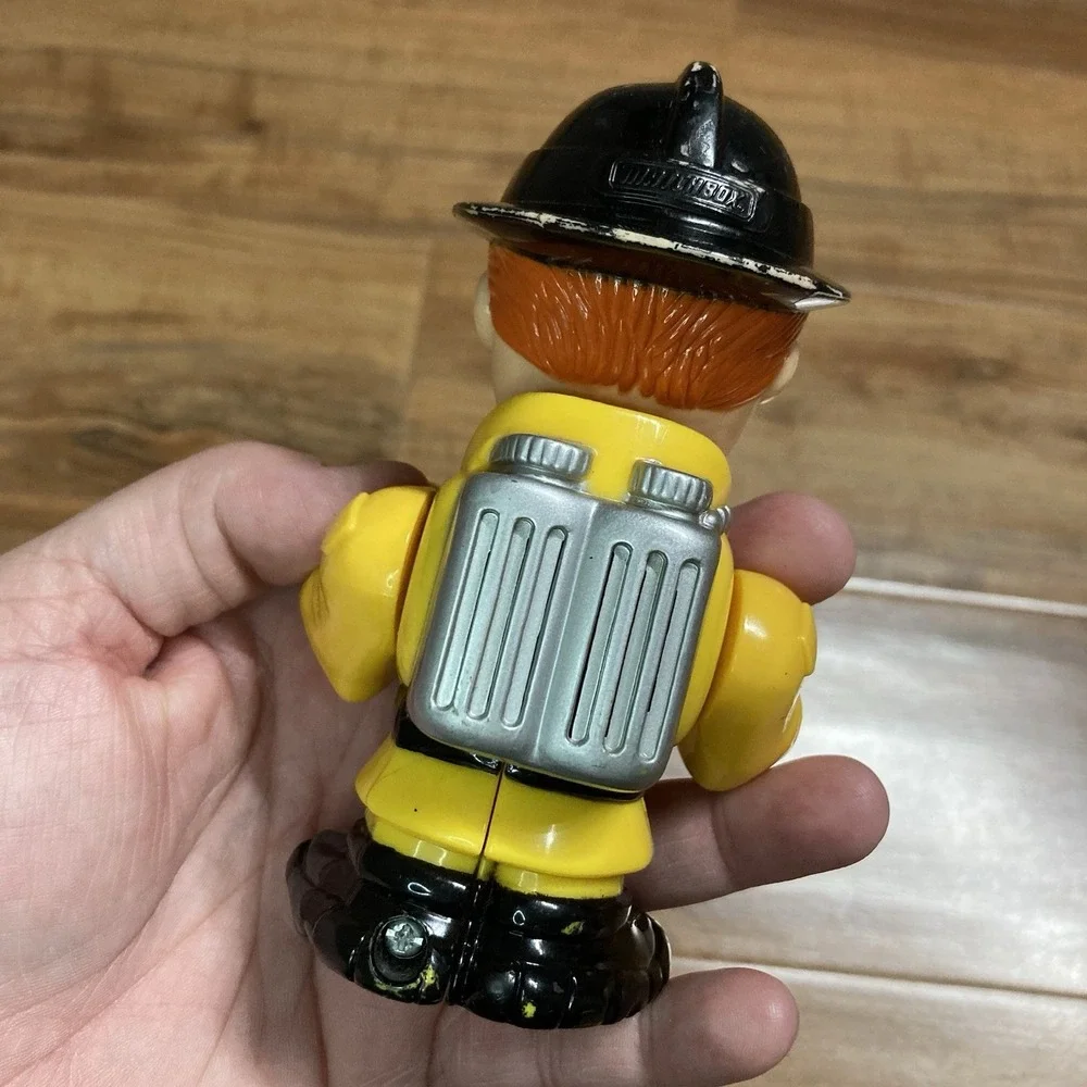 Vintage 1999‎ Mattel Matchbox Fire Fighter Action Talking Worker Push Head Down